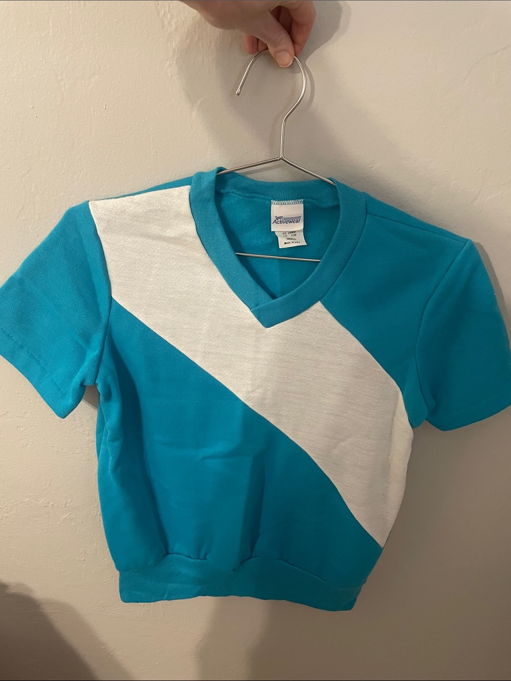 Vintage 80s/90s Shirt: L’eggs brand. Teal and White V-Neck Top: Small